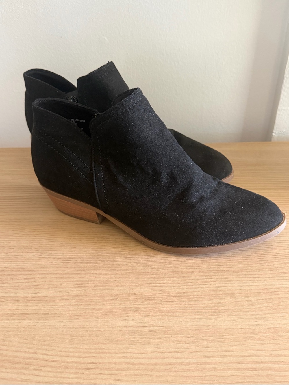 Time and Tru | Black | Faux Suede |Ankle Booties | Side Zip | Size 9